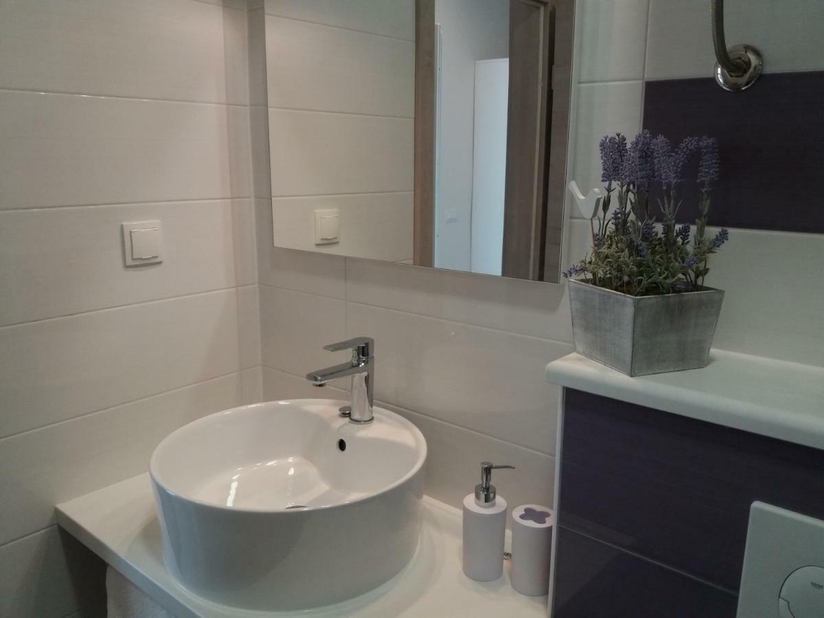 Frapedo Sport Makarska Apartment Exterior foto